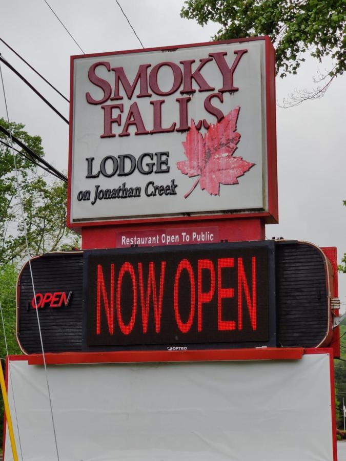 Smoky Falls Lodge Maggie Valley Eksteriør bilde